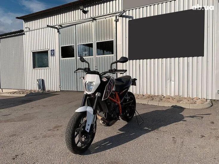 KTM 690 Image 3